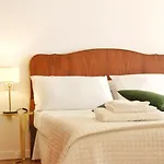 Elicriso Suites